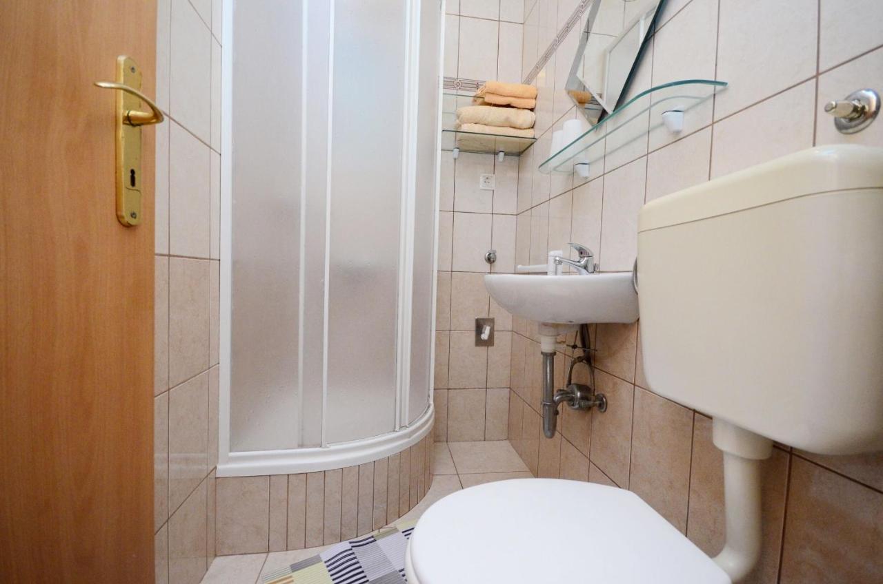 Apartments Blazenka Banjol Ngoại thất bức ảnh