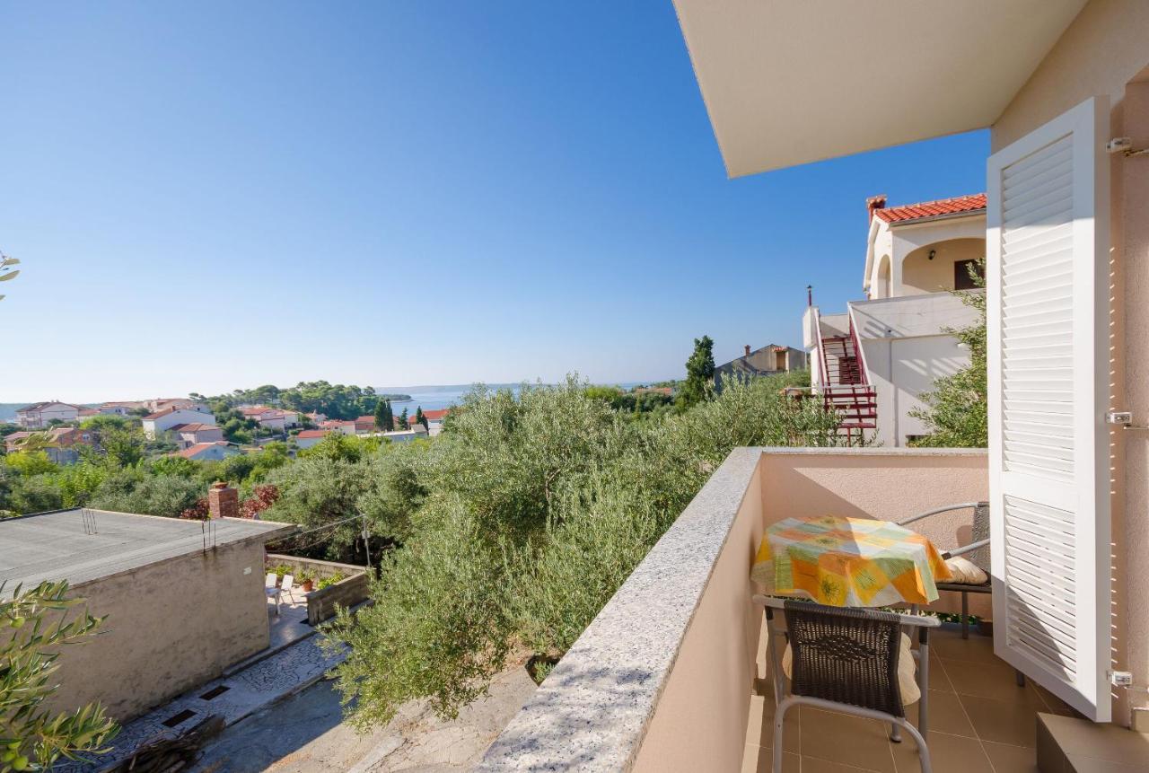 Apartments Blazenka Banjol Ngoại thất bức ảnh
