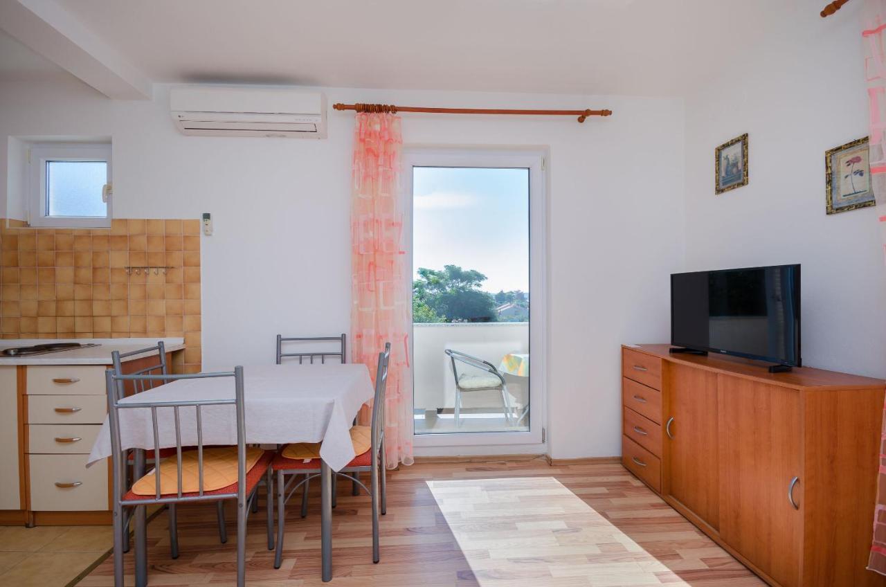 Apartments Blazenka Banjol Ngoại thất bức ảnh