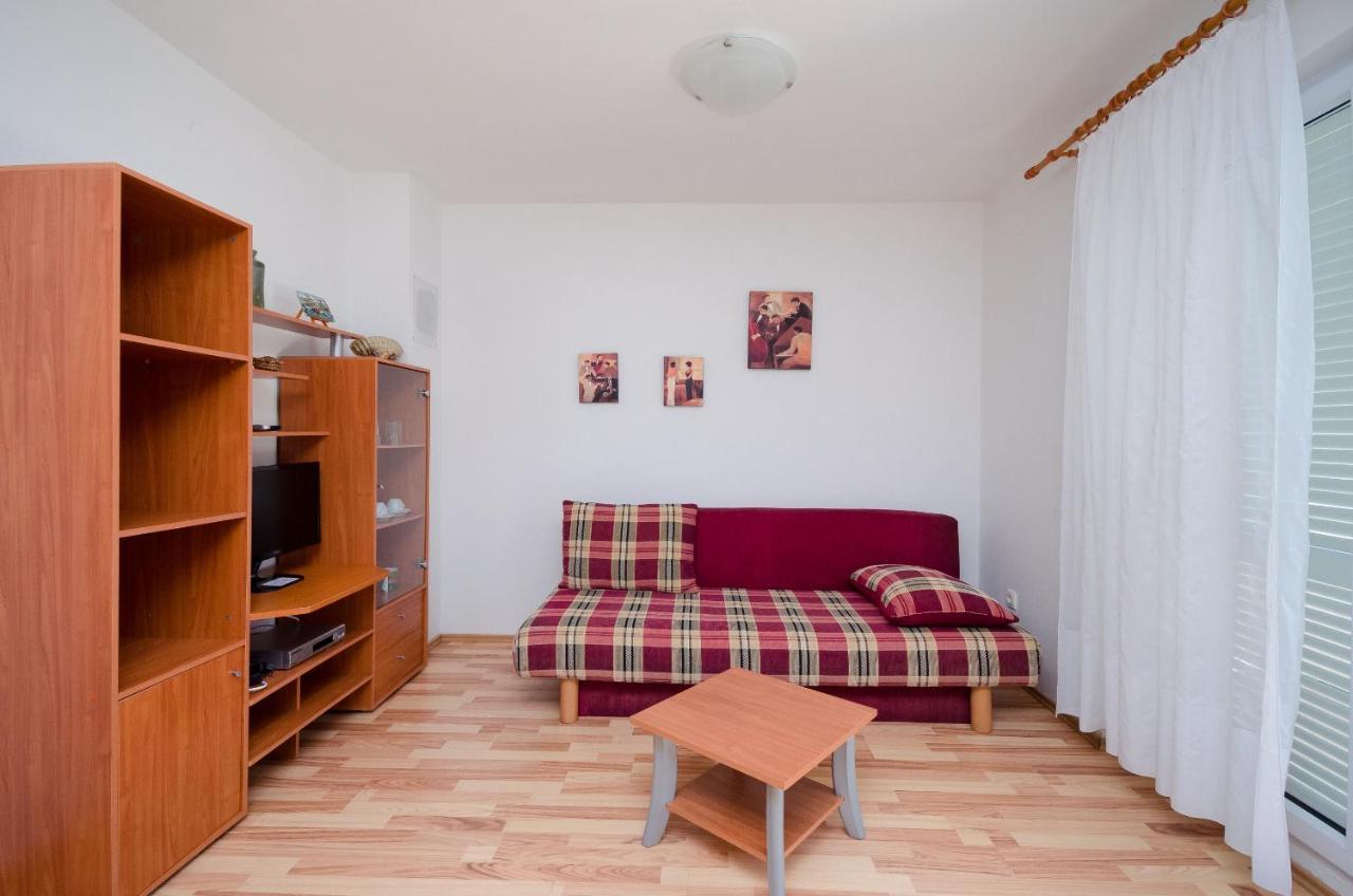 Apartments Blazenka Banjol Ngoại thất bức ảnh