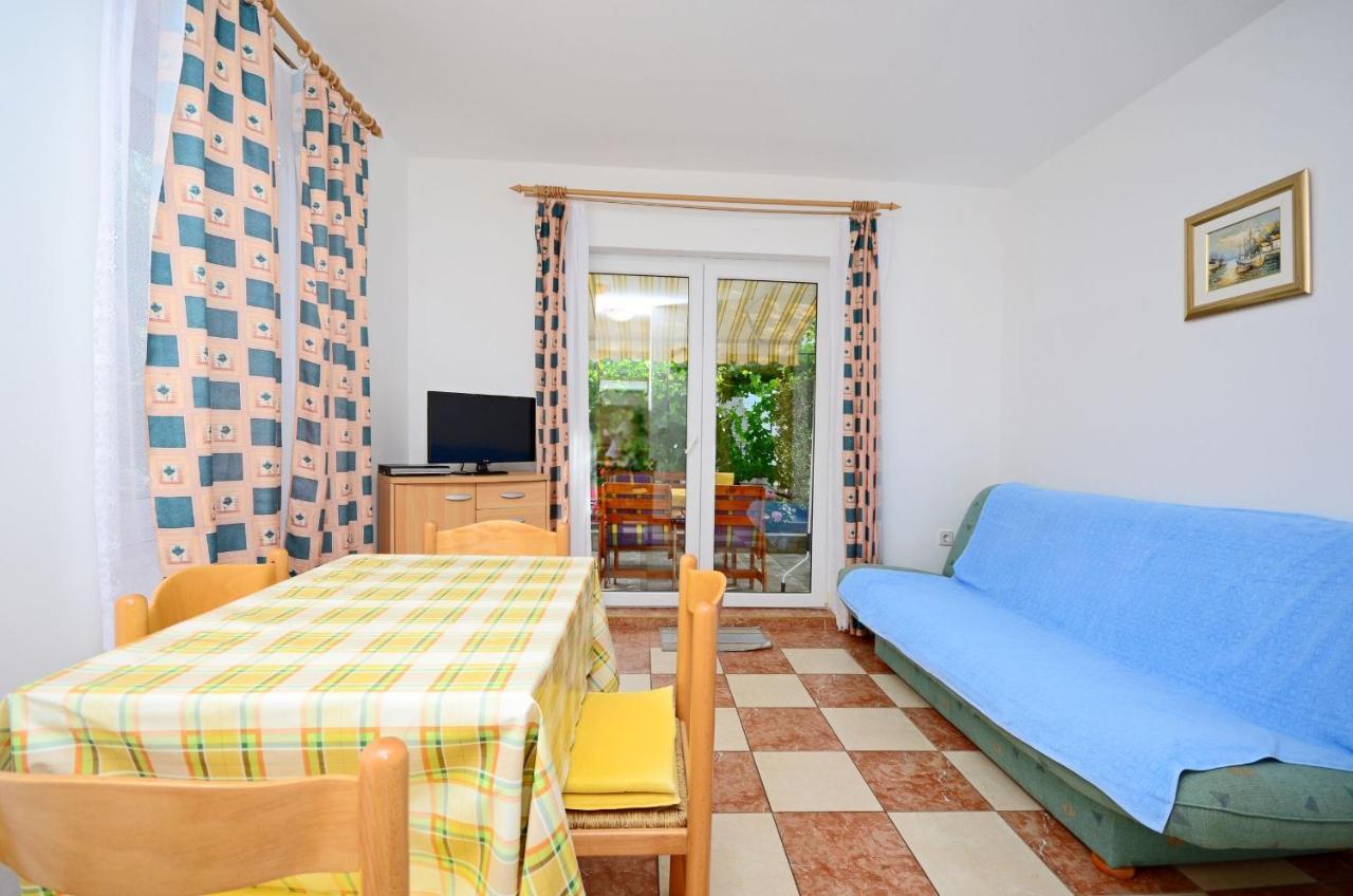 Apartments Blazenka Banjol Ngoại thất bức ảnh