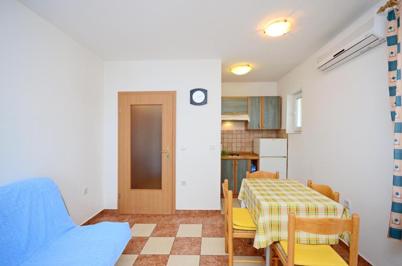 Apartments Blazenka Banjol Ngoại thất bức ảnh