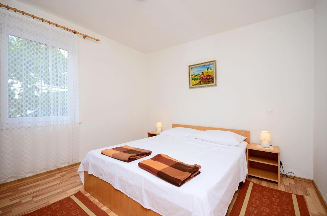 Apartments Blazenka Banjol Ngoại thất bức ảnh